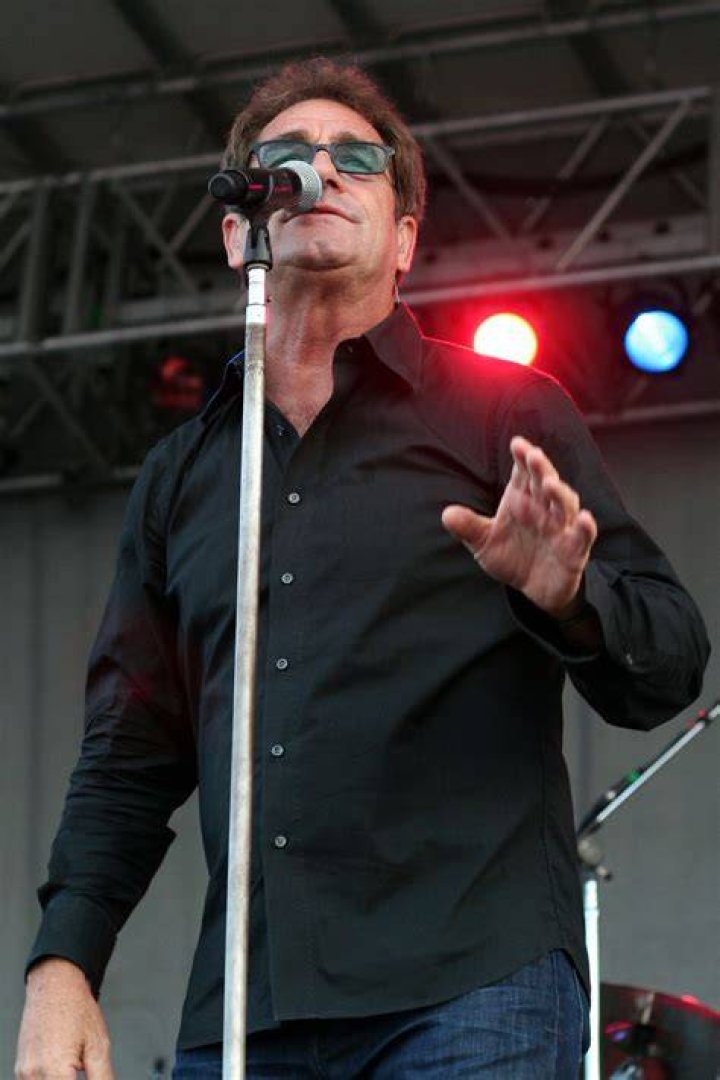 Huey Lewis - Bio, Age, net worth, height, Wiki, Facts and Family