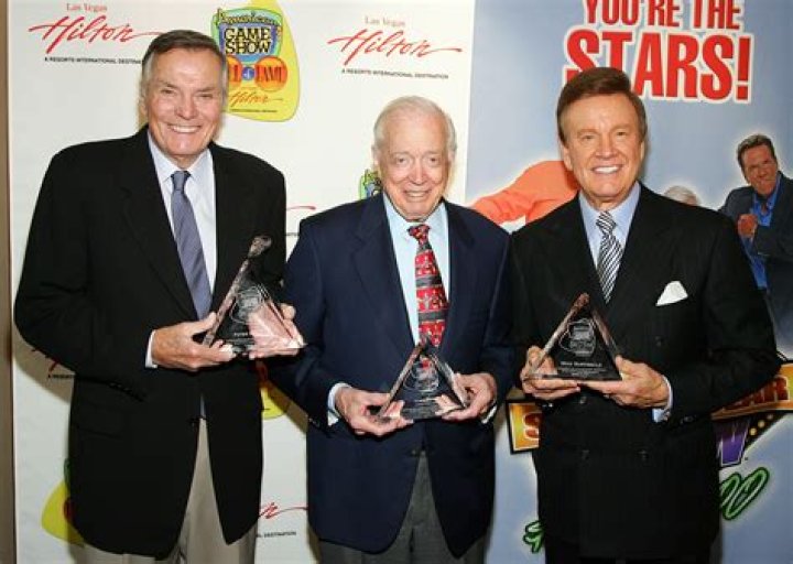 Hugh Downs - Bio, Age, net worth, Wiki, Facts and Family