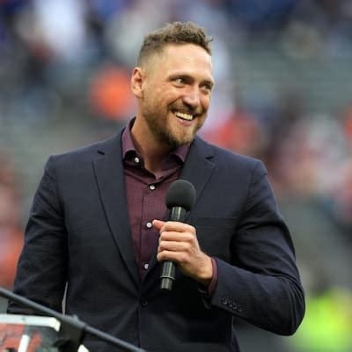 Hunter Pence - Bio, Age, net worth, height, Wiki, Facts and Family