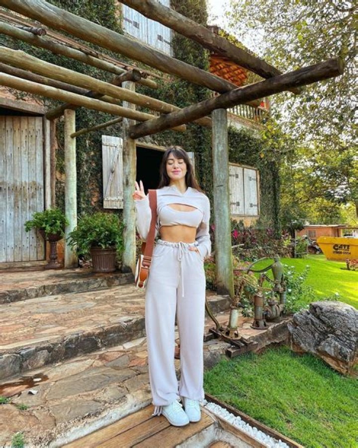 Iara Guimaraes - Bio, Age, Wiki, Facts and Family