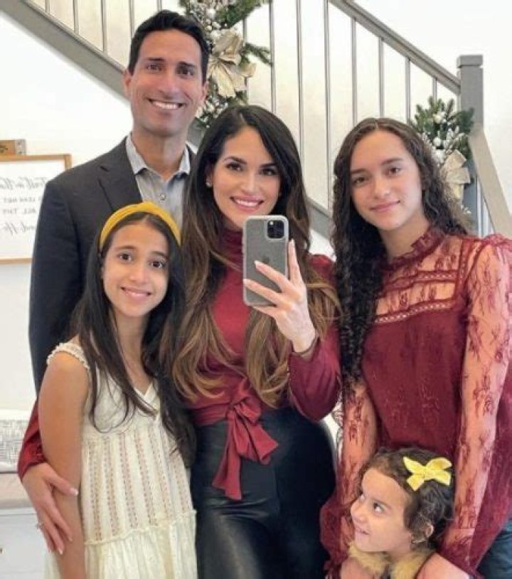 Idalis Velazquez - Bio, Age, Wiki, Facts and Family