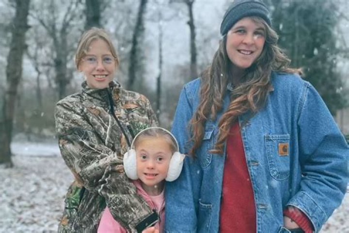 Indiana Feek - Bio, Age, Wiki, Facts and Family