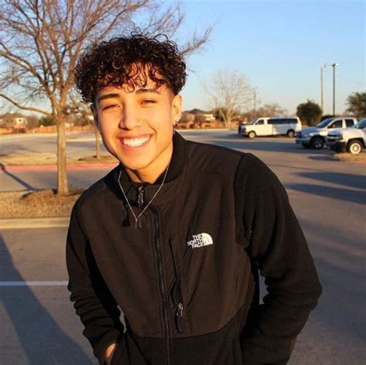 Jabez Noel Villalobos - Bio, Age, height, weight, Wiki, Facts and Family