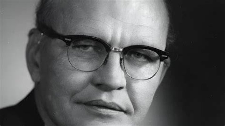 Jack Kilby - Bio, Age, Wiki, Facts and Family