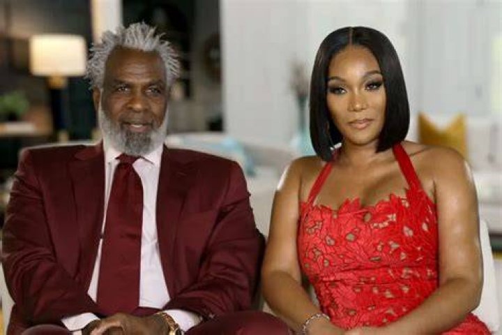Jackie Oakley - Bio, Age, Wiki, Facts and Family