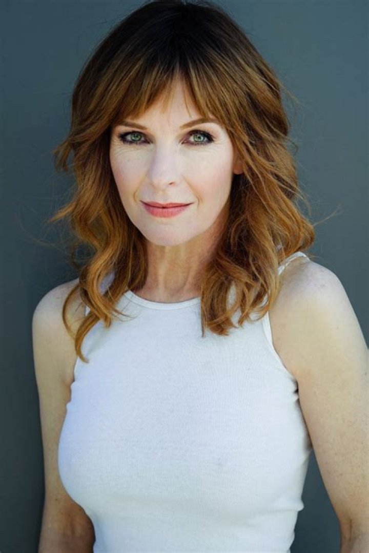 Jacqueline McKenzie - Bio, Age, Wiki, Facts and Family