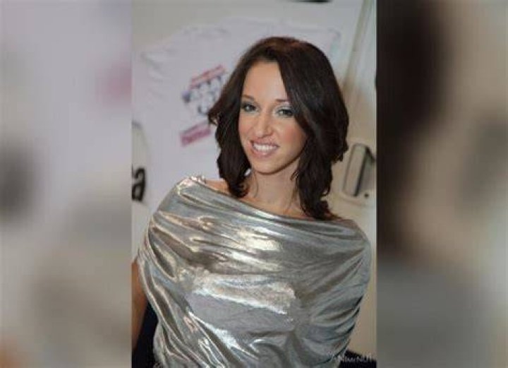 Jada Stevens - Bio, Age, Wiki, Facts and Family