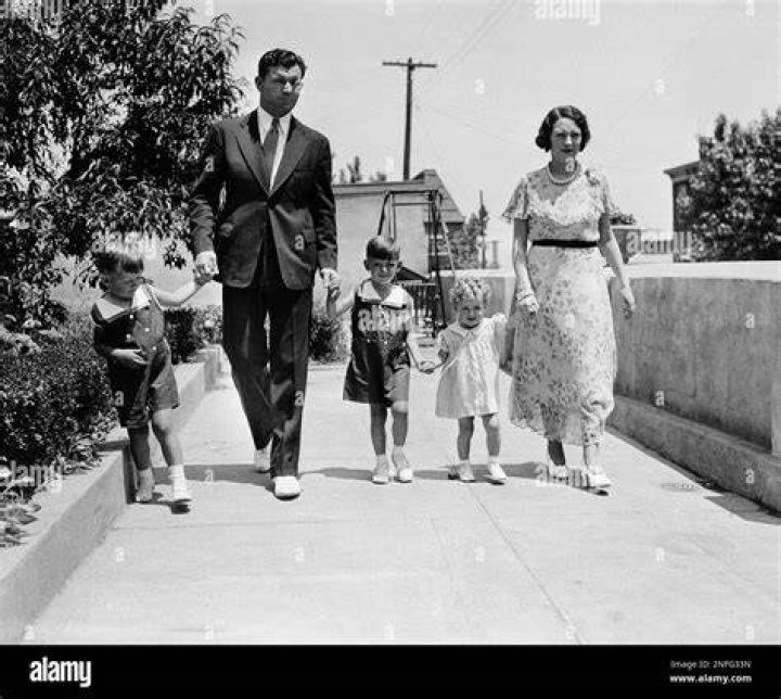 James J Braddock - Bio, Age, height, Wiki, Facts and Family