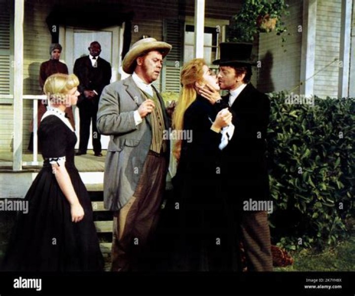 Jane Randall - Bio, Age, Wiki, Facts and Family