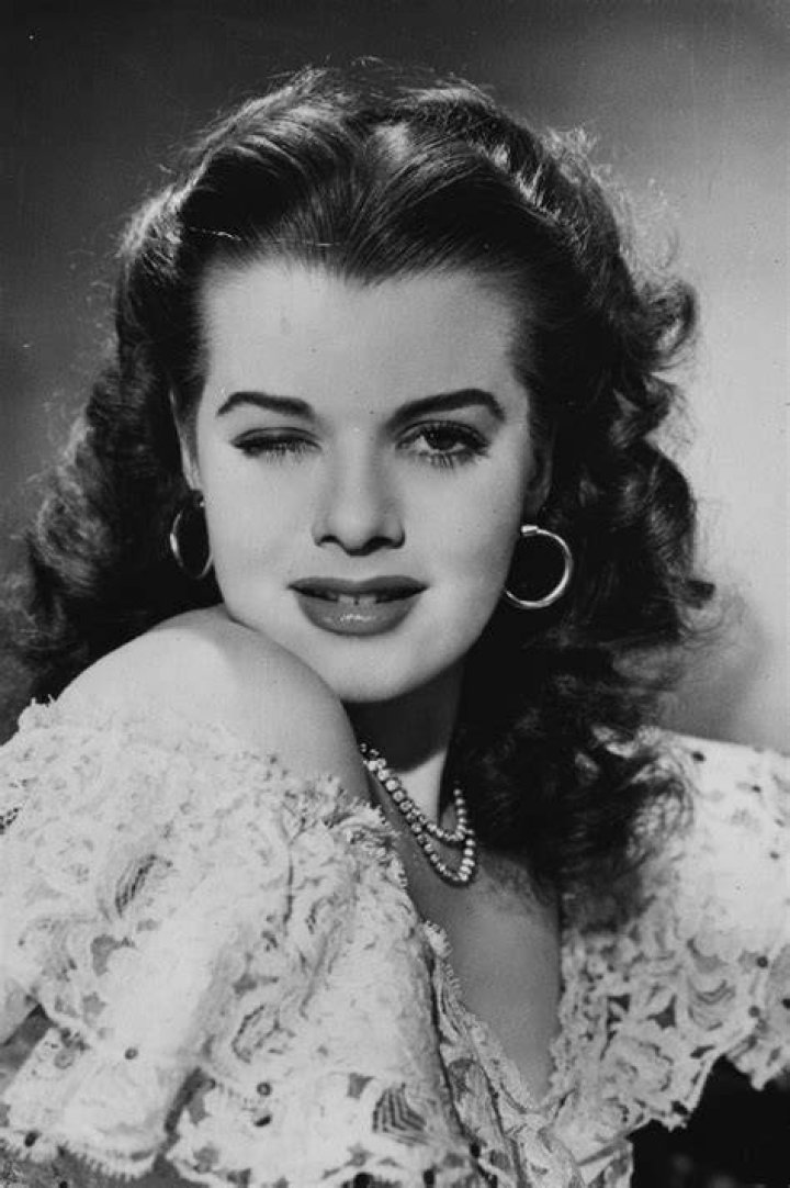 Janis Paige - Bio, Age, Wiki, Facts and Family