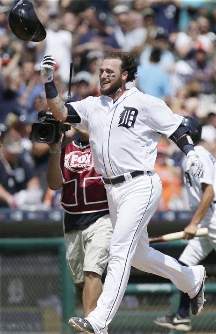 Jarrod Saltalamacchia - Bio, Age, height, Wiki, Facts and Family
