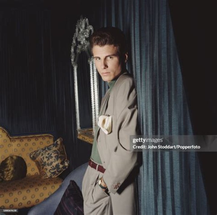 Jason Durr - Bio, Age, height, Wiki, Facts and Family