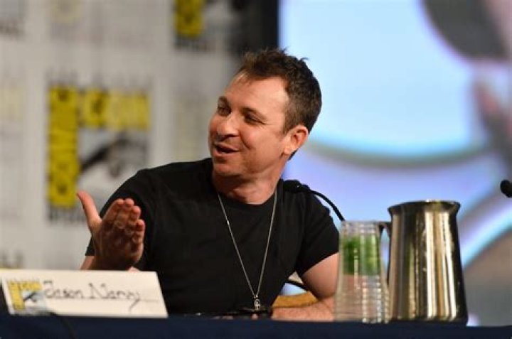 Jason Narvy - Bio, Age, siblings, Wiki, Facts and Family