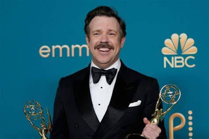 Jason Sudeikis - Bio, Age, net worth, height, weight, Wiki, Facts and Family