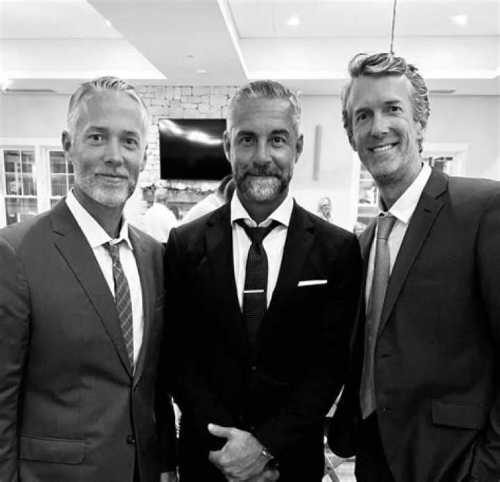 Jay Harrington - Bio, Age, siblings, height, Wiki, Facts and Family