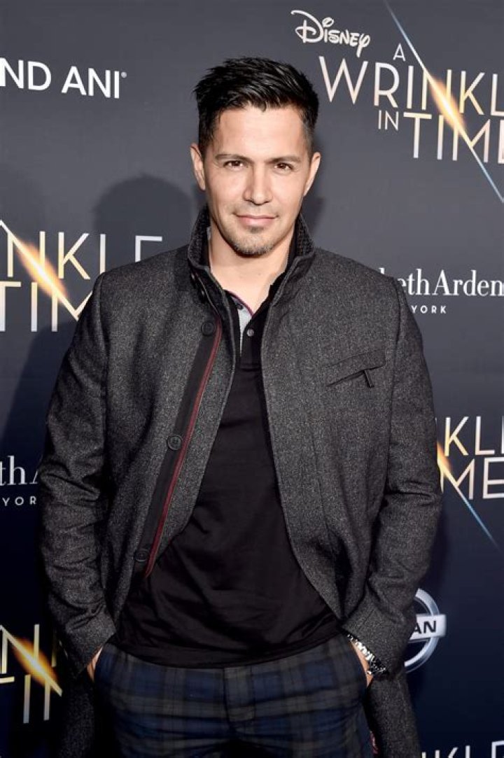 Jay Hernandez - Bio, Age, net worth, siblings, height, Wiki, Facts and Family