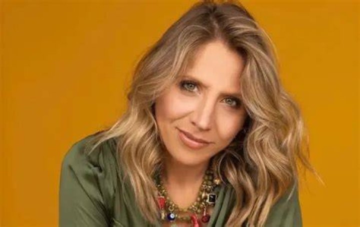 Jean Mary Curro - Bio, Age, Wiki, Facts and Family