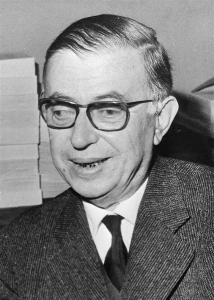 Jean-Paul Sartre - Bio, Age, height, Wiki, Facts and Family