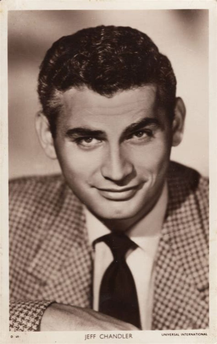 Jeff Chandler - Bio, Age, height, Wiki, Facts and Family