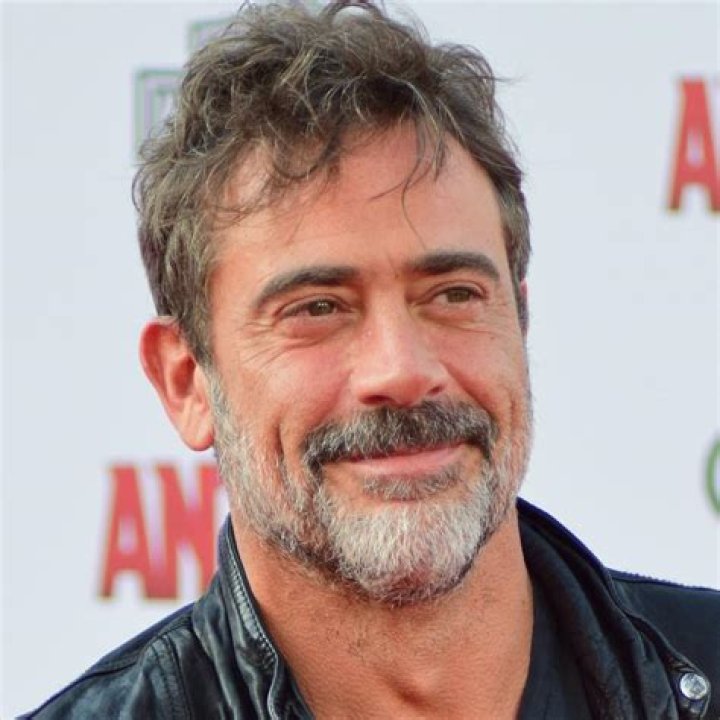 Jeffrey Dean Morgan - Bio, Age, net worth, height, Wiki, Facts and Family