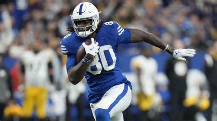 Jelani Woods: Football Player Detailed Bio, Age, Birthday, & Height Insights and more