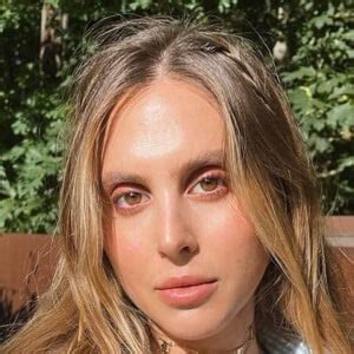 Jenna Rennert: TikTok Star Detailed Bio, Age, Birthday, & Height Insights and more