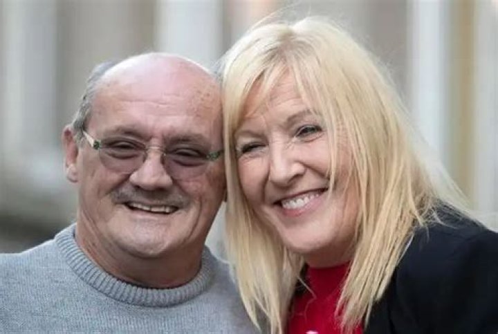 Jennifer Gibney - Bio, Age, Wiki, Facts and Family