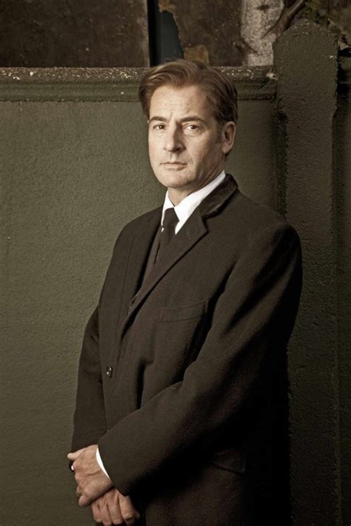 Jeremy Northam - Bio, Age, net worth, height, Wiki, Facts and Family