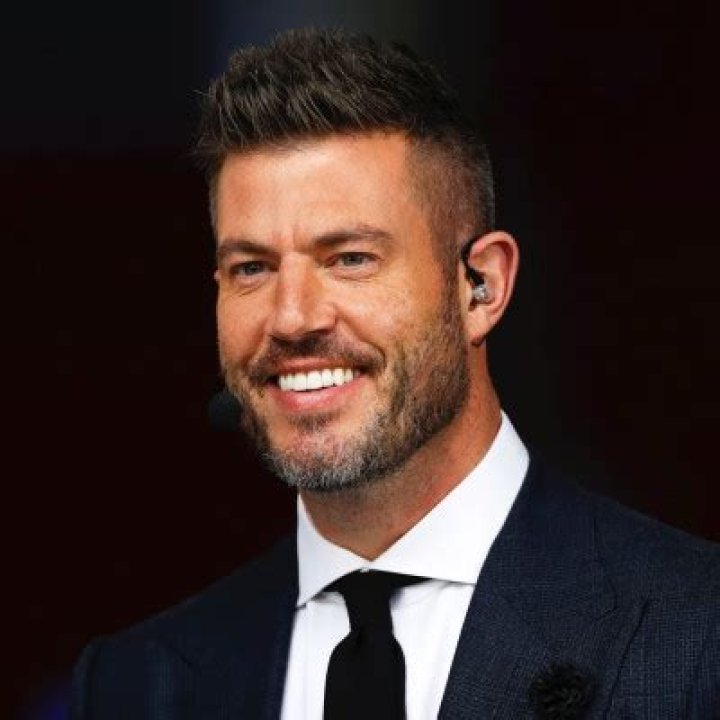 Jesse Palmer - Bio, Age, net worth, siblings, height, Wiki, Facts and Family