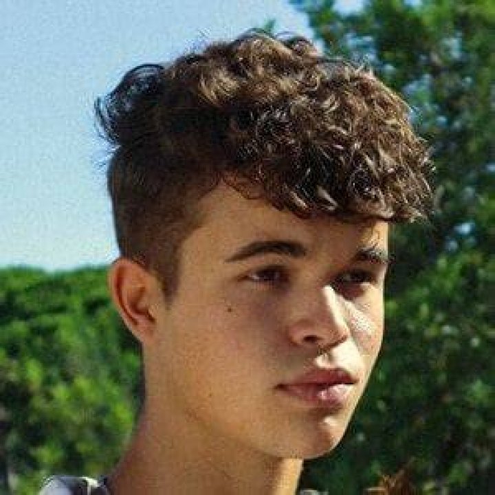 Jesselhv: TikTok Star Detailed Bio, Age, Birthday, & Height Insights and more