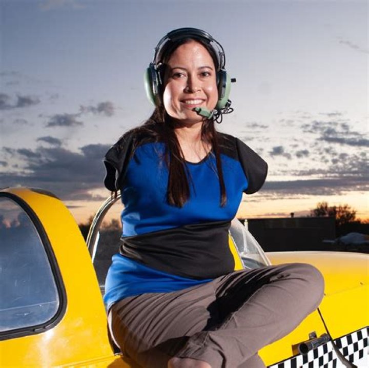 Jessica Cox - Bio, Age, Wiki, Facts and Family