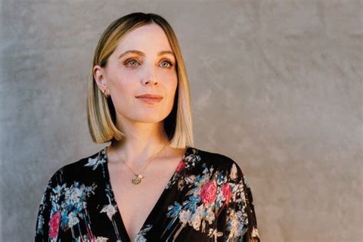 Jessica Knoll (author)-Wiki, Age, Net Worth, Biography , Spotify, TikTok, Facebook, Facts and Family
