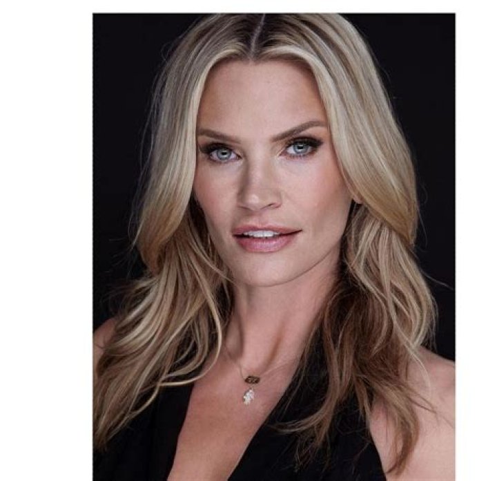 Jessica Tuck - Bio, Age, Wiki, Facts and Family