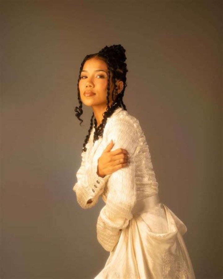 Jhene Aiko - Bio, Age, Wiki, Facts and Family
