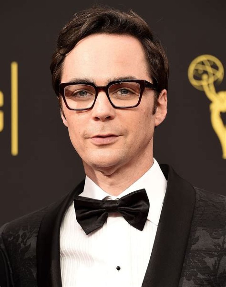 Jim Parsons - Bio, Age, net worth, siblings, height, Wiki, Facts and Family