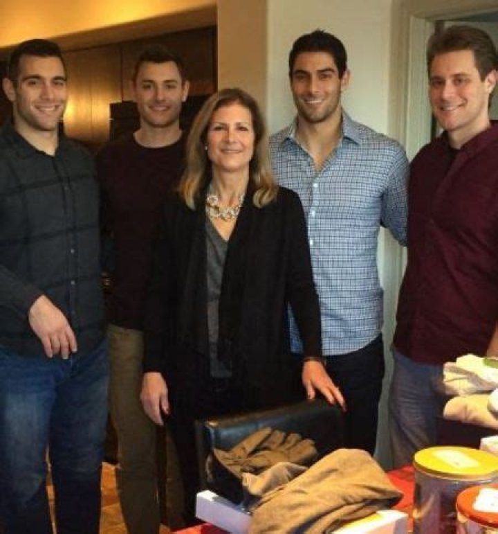 Jimmy Garoppolo - Bio, Age, net worth, siblings, height, weight, Wiki, Facts and Family