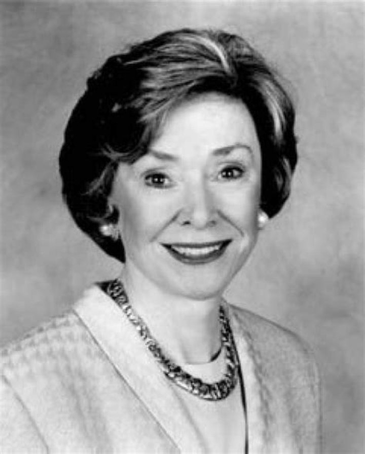 Joan Ganz Cooney - Bio, Age, Wiki, Facts and Family