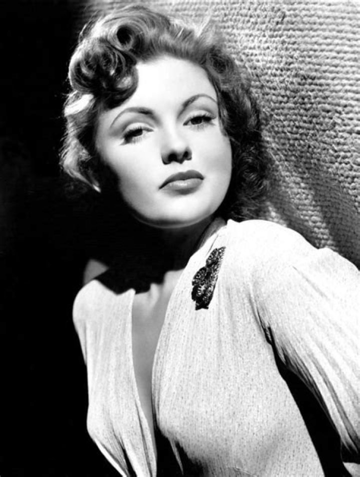 Joan Leslie - Bio, Age, Wiki, Facts and Family