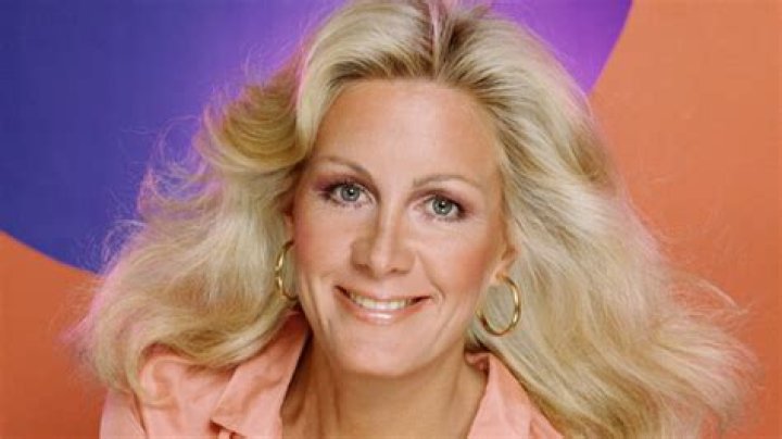 Joan Van Ark - Bio, Age, Wiki, Facts and Family