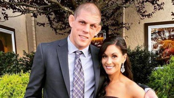Joe Lauzon - Bio, Age, net worth, siblings, height, Wiki, Facts and Family