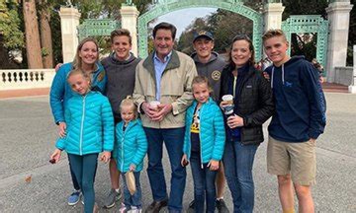 John Garamendi - Bio, Age, Wiki, Facts and Family