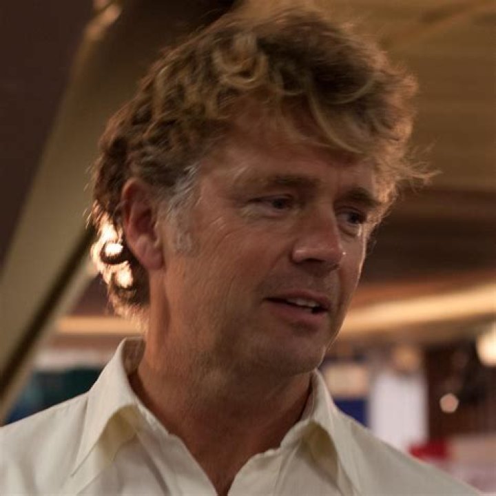 John Schneider - Bio, Age, net worth, height, Wiki, Facts and Family