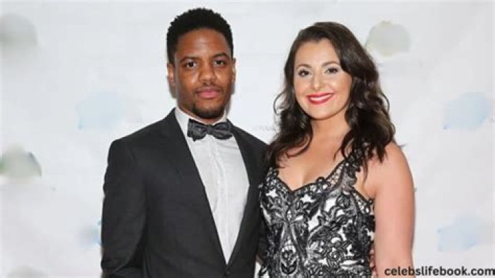Jon Michael Hill - Bio, Age, height, Wiki, Facts and Family
