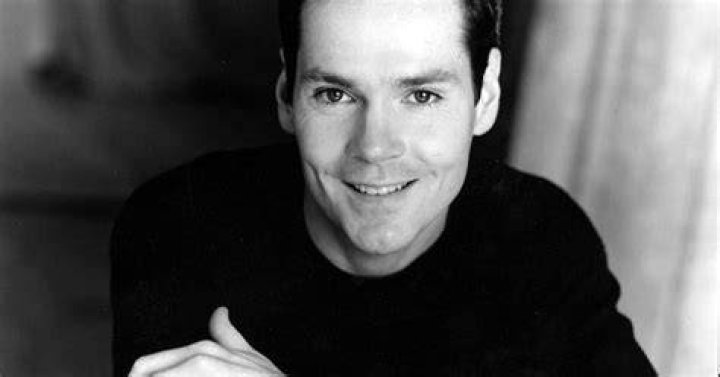 Jonathan Crombie - Bio, Age, net worth, Wiki, Facts and Family