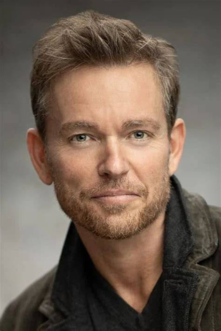 Jonathan Scarfe - Bio, Age, siblings, Wiki, Facts and Family
