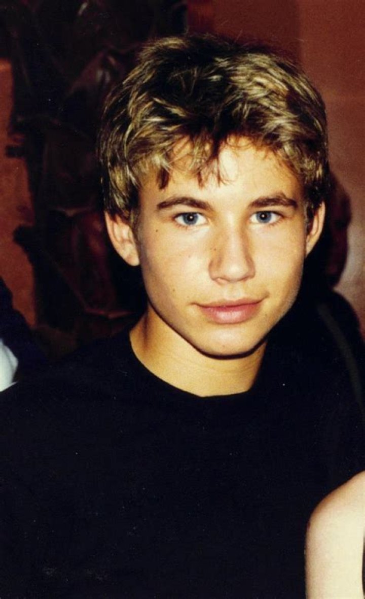Jonathan Taylor Thomas - Bio, Age, net worth, siblings, height, weight, Wiki, Facts and Family