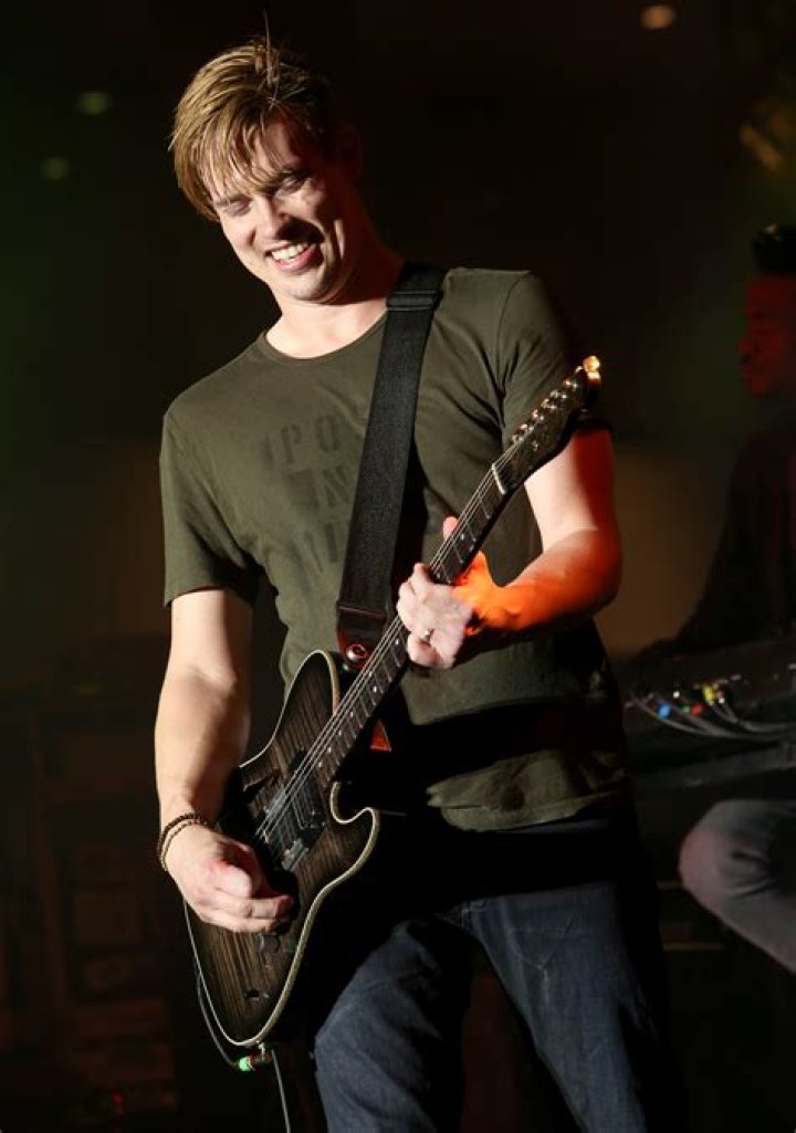 Jonny Lang - Bio, Age, net worth, height, Wiki, Facts and Family