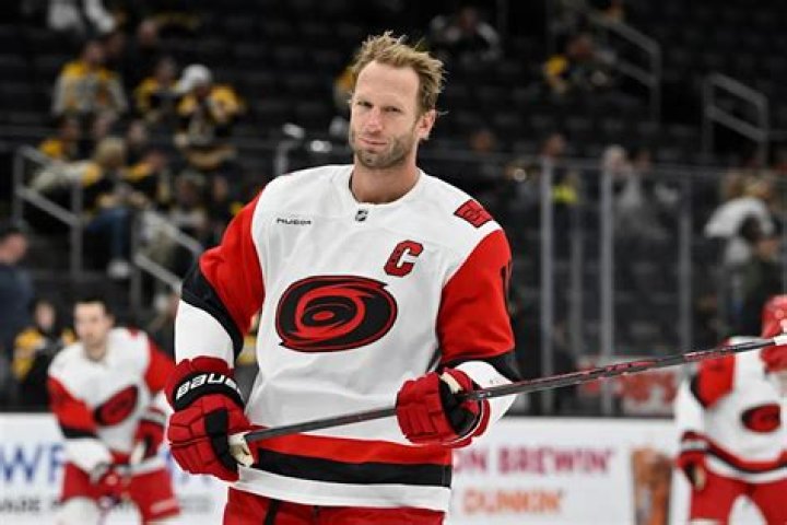 Jordan Staal - Bio, Age, height, Wiki, Facts and Family