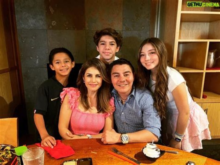 Jorge Arce - Bio, Age, siblings, height, Wiki, Facts and Family