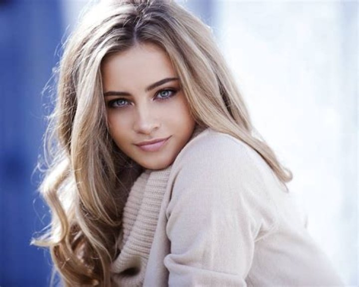 Josephine Langford - Bio, Age, Wiki, Facts and Family